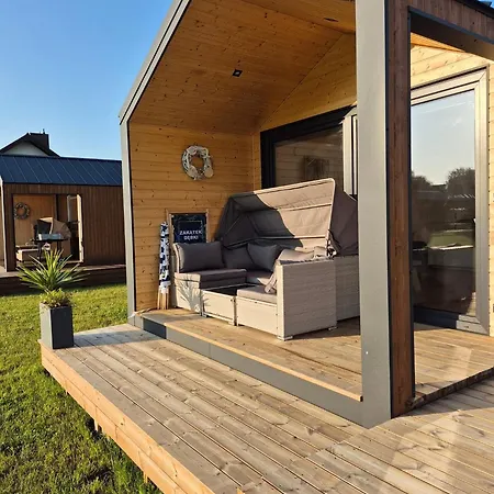 Zakatek Semesterbostad Dębki